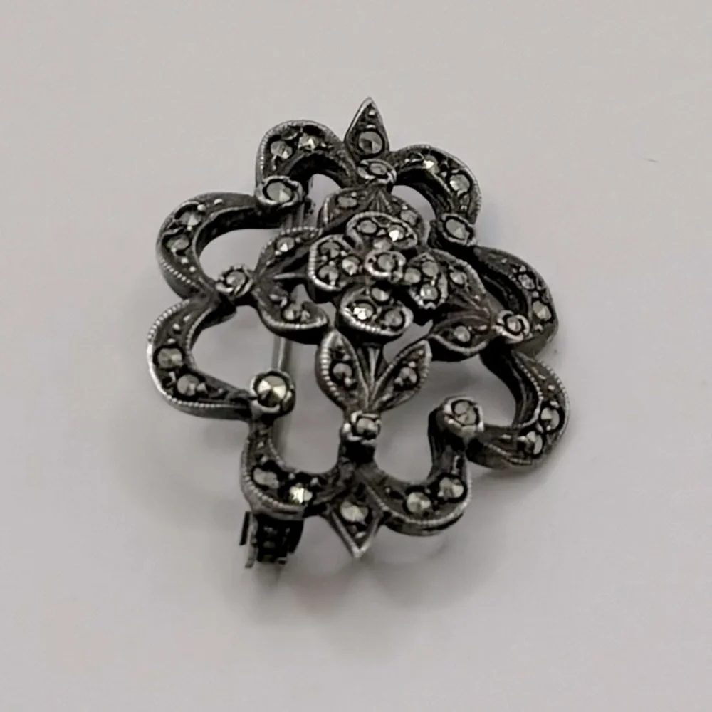 VINTAGE Sterling Silver Marcasite Flower Brooch